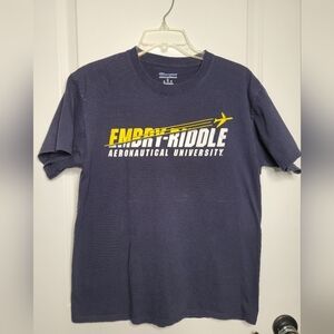 EMBRY RIDDLE AERONAUTICAL UNIVERSITY T SHIRT ADULT NAVY BLUE SIZE M CHAMPION